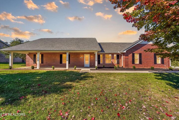 Property Photo: 2339 Sir Edward Lane TN 37803