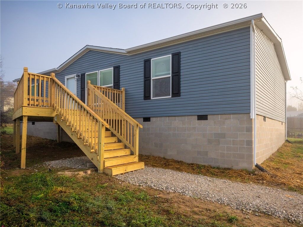 Property Photo:  5115 Bluebell Drive  WV 25313 