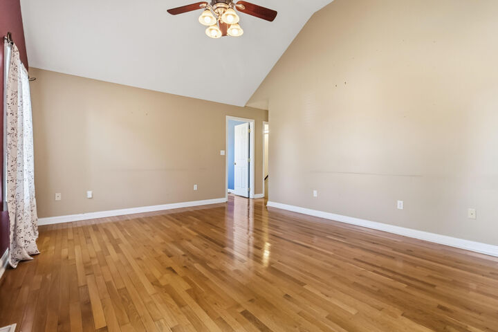 Property Photo: 254 Canterbury Drive KY 42553