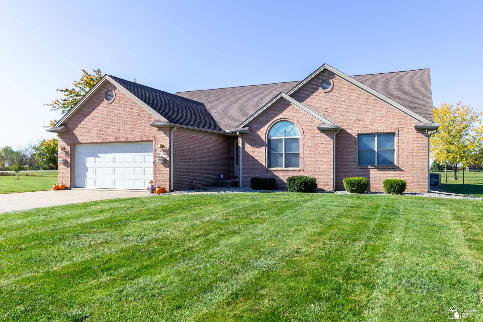 Property Photo:  9100 E Monroe 9100 Northwood Dr  MI 49229 