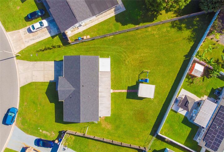 Property Photo:  214 Dahlia Drive  FL 34743 