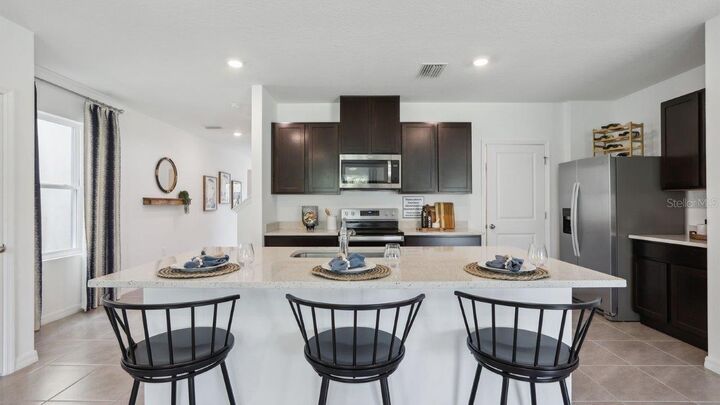 Property Photo:  15033 Coltman Hill Drive  FL 33598 