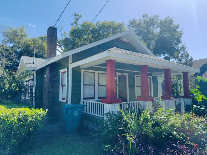 Property Photo:  209 N Mills Avenue  FL 32801 