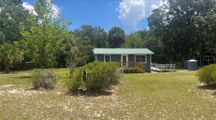 Property Photo:  148 Willis Road  FL 32148 
