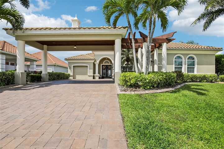 Property Photo: 4741 Mainsail Drive FL 34208