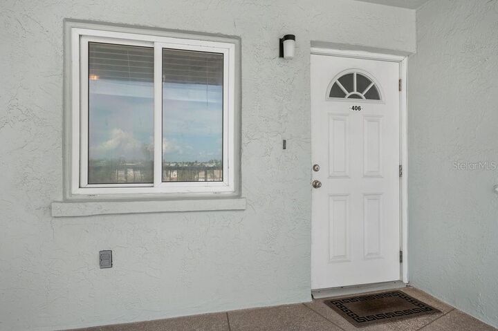Property Photo: 5200 Gulf Drive 406 FL 34217