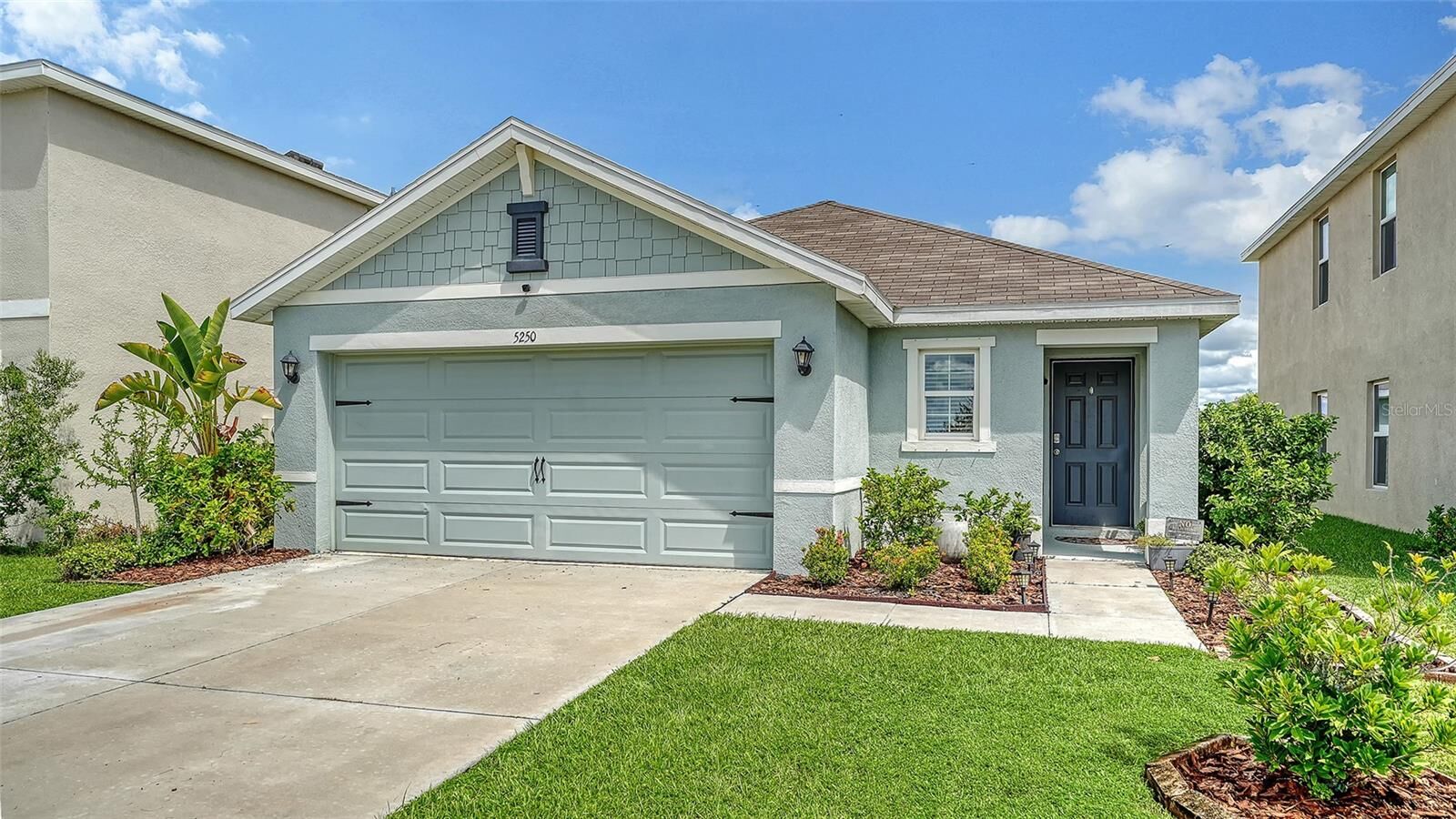Property Photo:  5250 Rocky Coast Place  FL 34221 