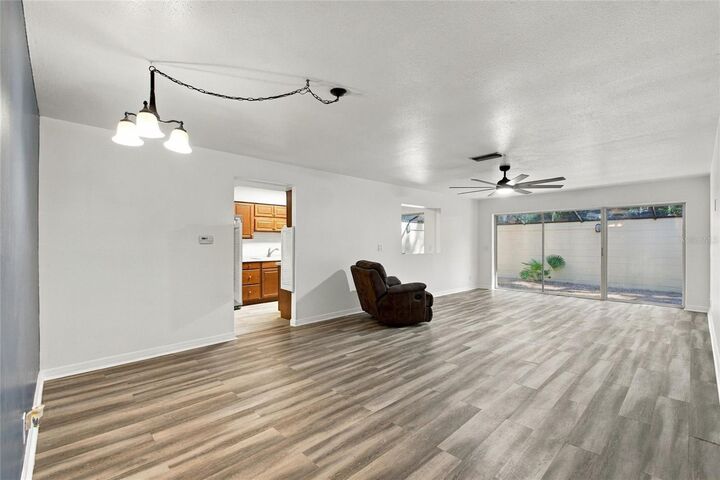 Property Photo:  2212 Starboard 2212  FL 33881 