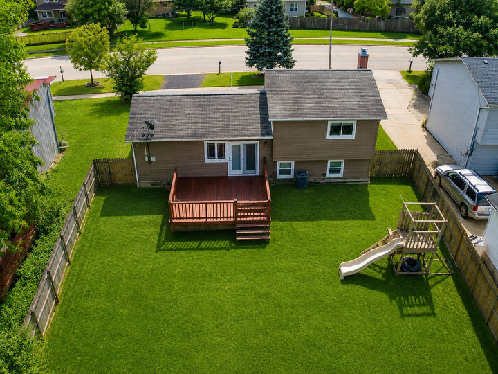 Property Photo: 206 E Briarcliff Road IL 60440