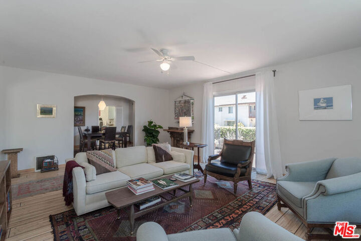 Property Photo:  10959 Strathmore Drive  CA 90024 