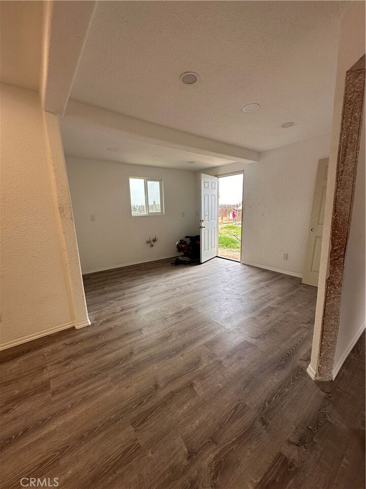 Property Photo:  371 S R  CA 95341 
