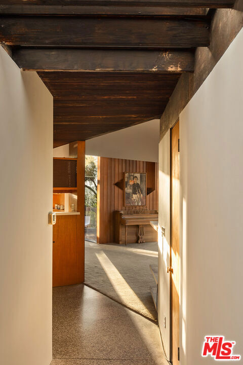 Property Photo:  1949 W Micheltorena Street  CA 90039 