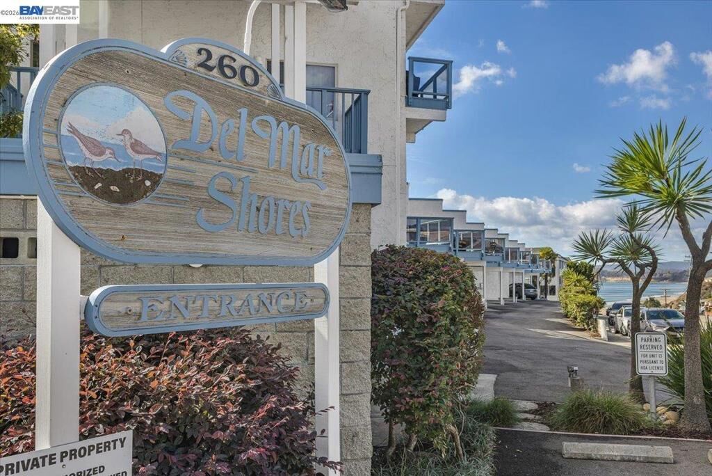 Property Photo:  260 Rio Del Mar Blvd 6  CA 95003 