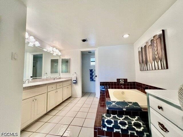 Property Photo: 5 Pirates Lane 54B FL 33955
