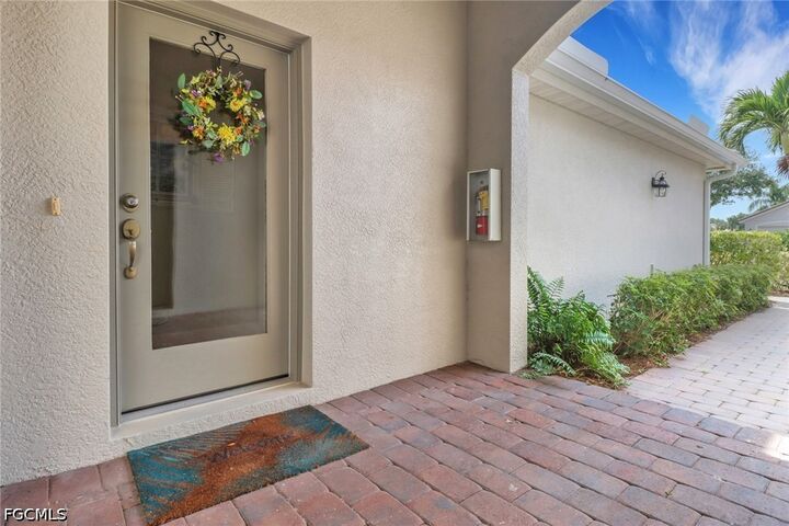 Property Photo: 13020 Pebblebrook Point Circle 202 FL 33905