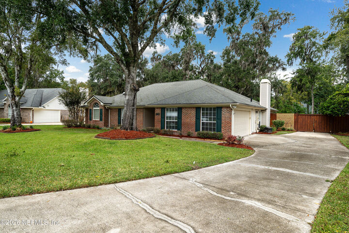 Property Photo:  1786 Waterbury Lane  FL 32003 