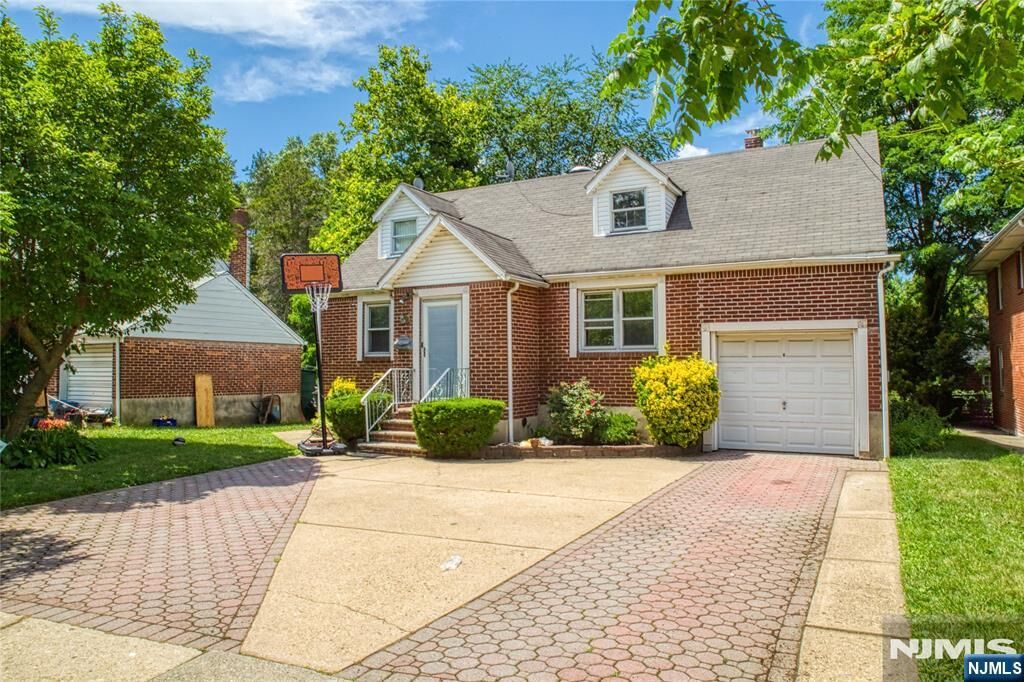 Property Photo:  604 Broad Avenue  NJ 07605 