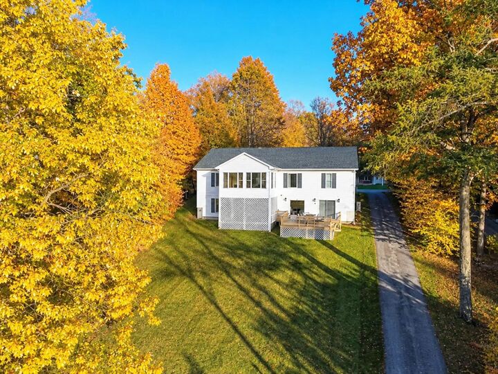 Property Photo:  206 Lighthouse Point Road  VT 05463 