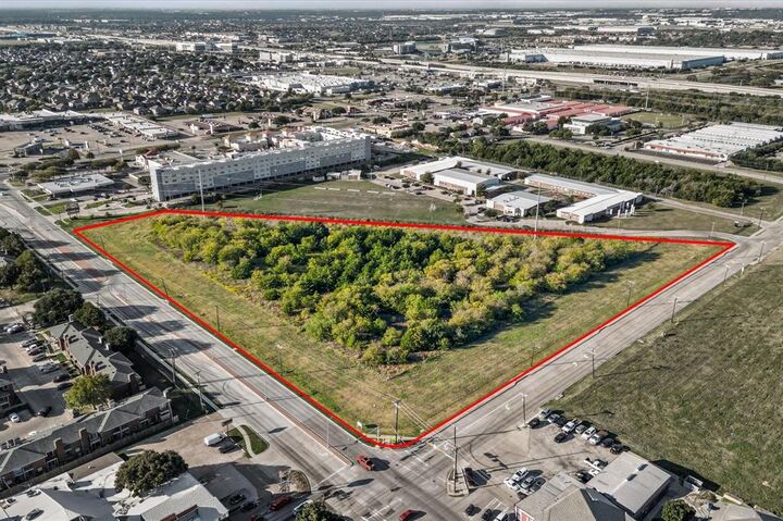 Property Photo:  2408 S Carrier Parkway  TX 75051 