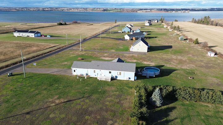 Property Photo: 62 Braeburn Lane PE C0A 1H2