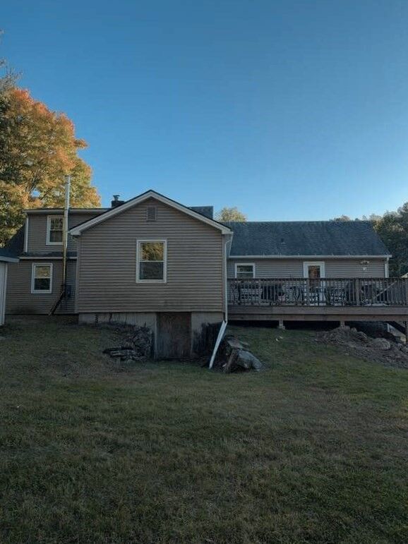 Property Photo:  252 W Main St 252  MA 01527 