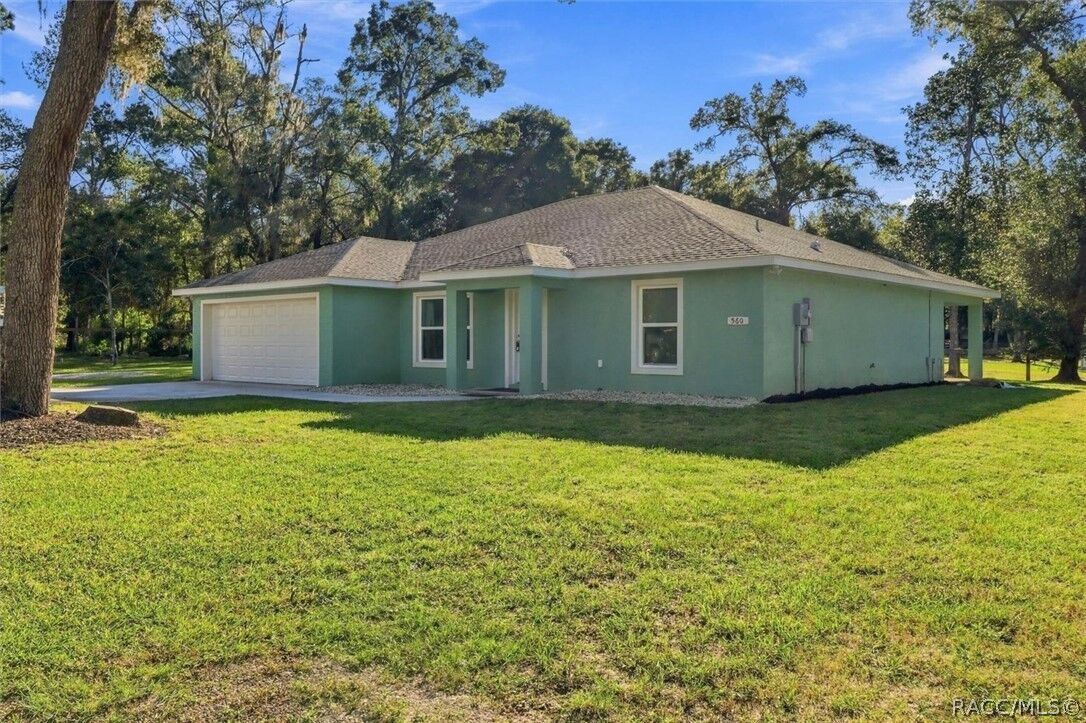 Property Photo:  560 NW 117th Court  FL 34482 