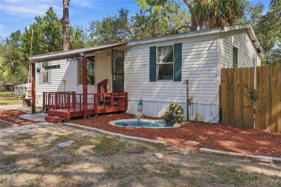 Property Photo:  7603 N Ira Martin Avenue  FL 34428 
