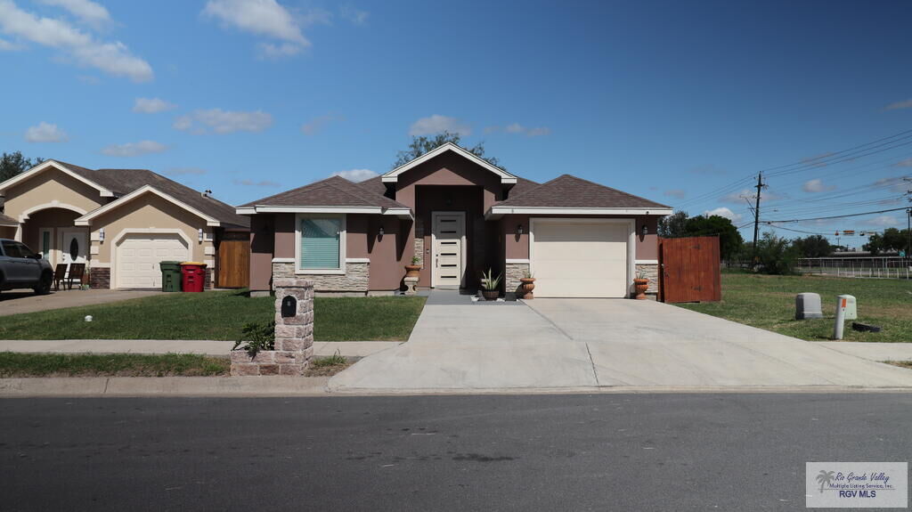 Property Photo: 8 Santa Fe Dr. TX 78521
