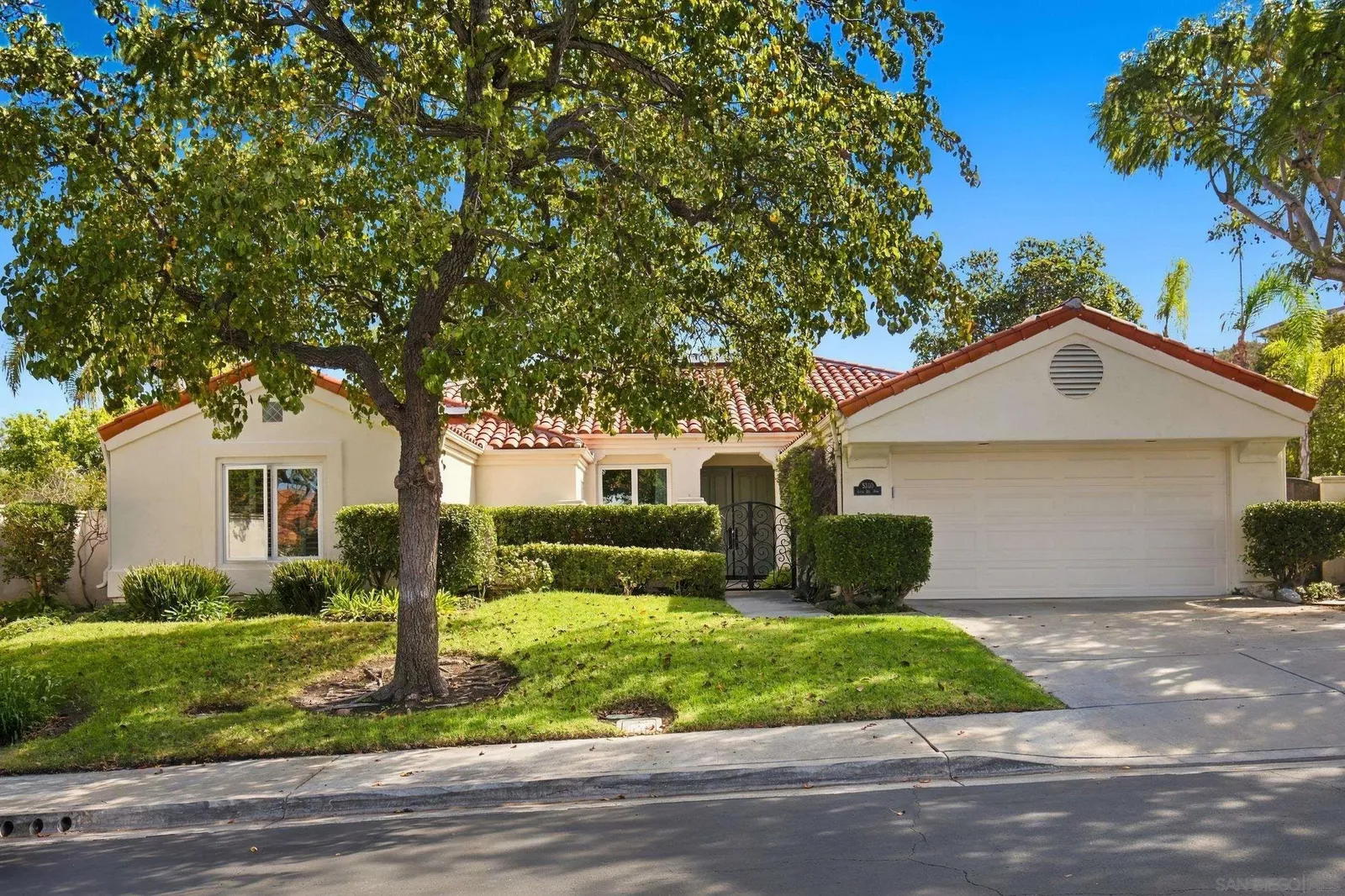 Property Photo: 5360 Vista Del Dios CA 92130