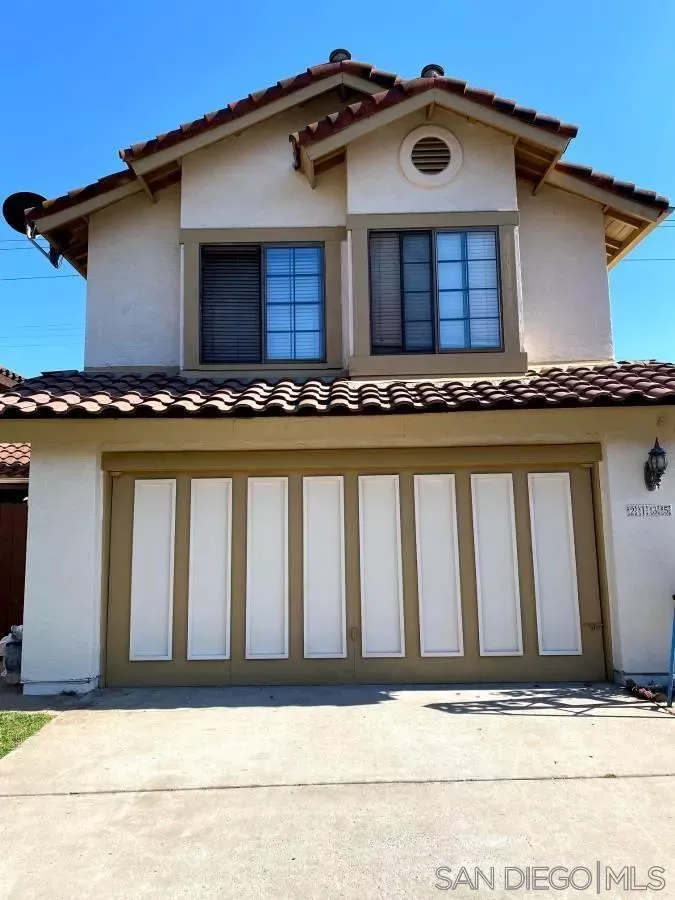 Property Photo: 2135 Pueblo Gln CA 92027