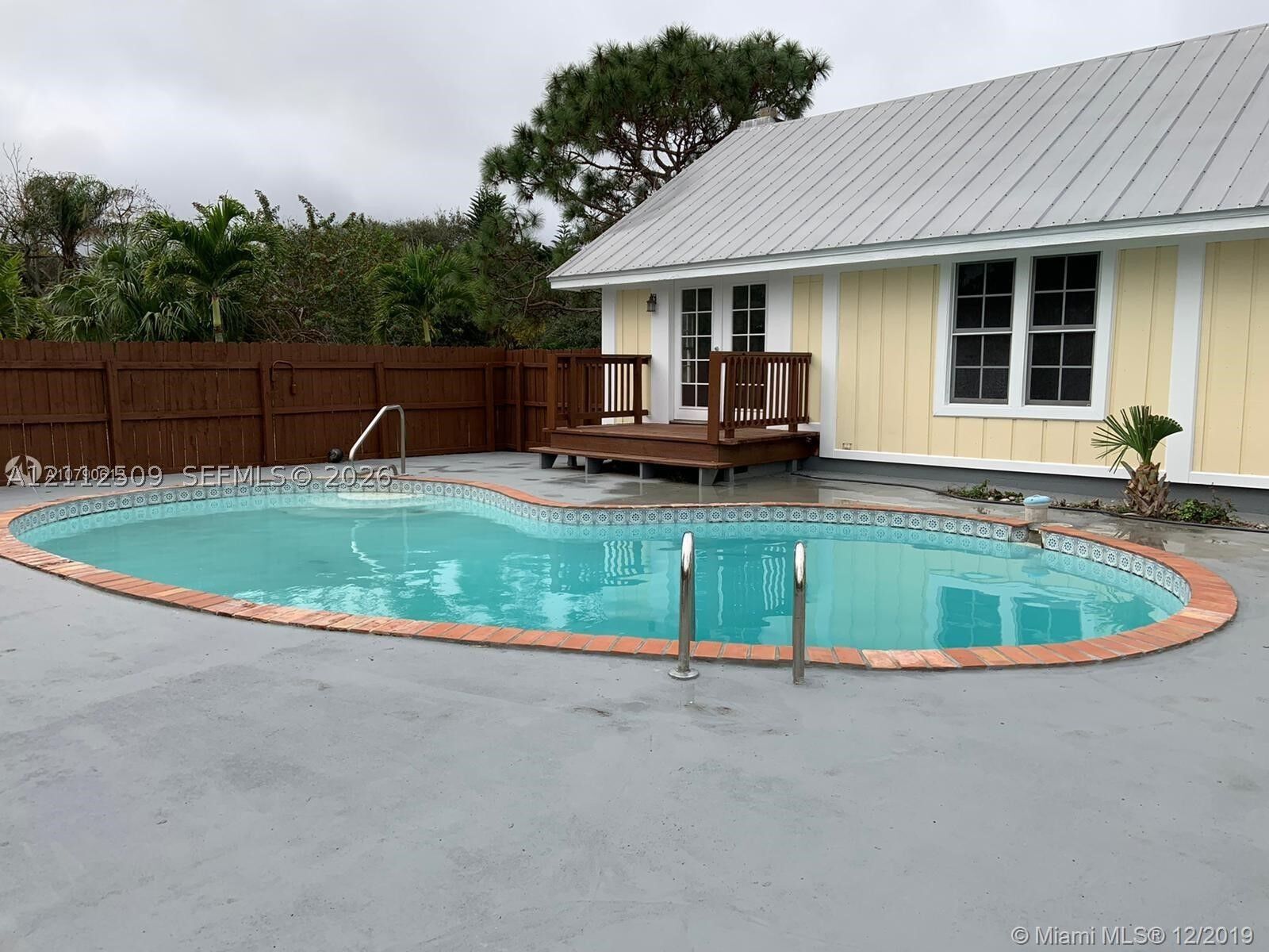 Property Photo: 215 4th St 1 FL 33458