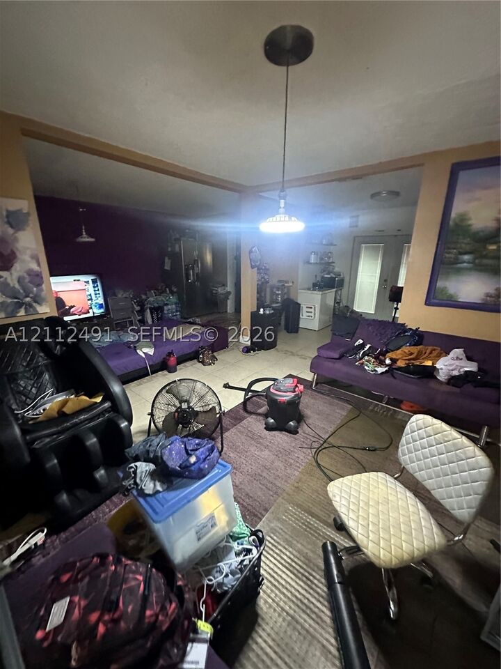 Property Photo:  2509 Grant St  FL 33020 
