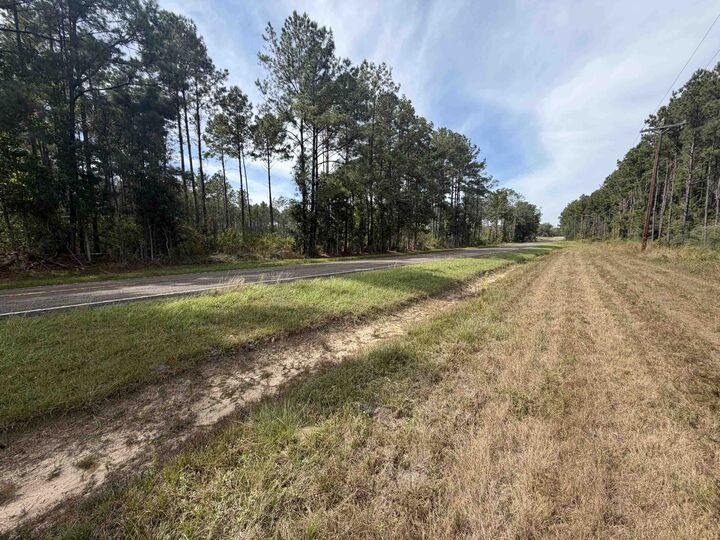 Property Photo:  00 Fm 252  TX 75956 