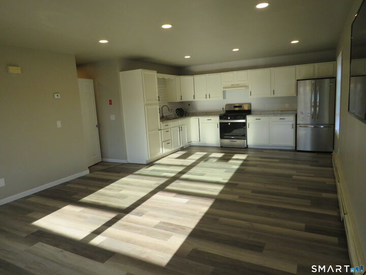 Property Photo:  58 State Street Apt 2  CT 06810 