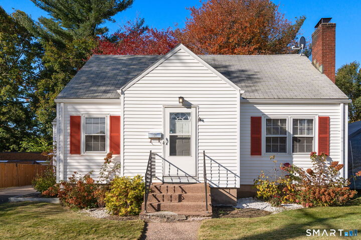 Property Photo: 162 Broad Street CT 06042