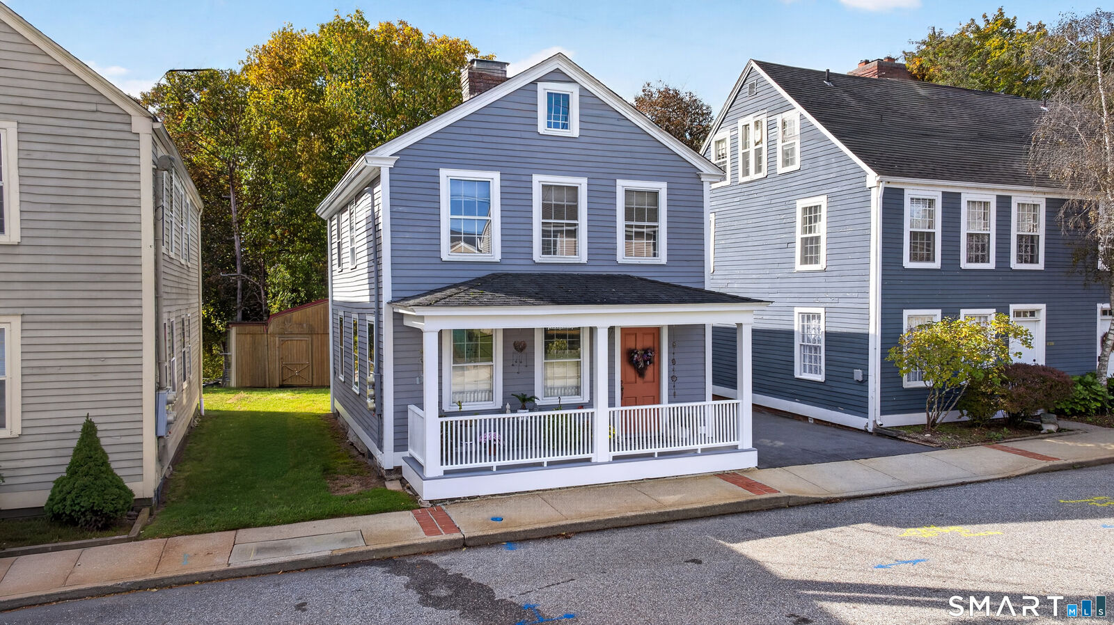 Property Photo:  10 Sherman Street 10  CT 06360 