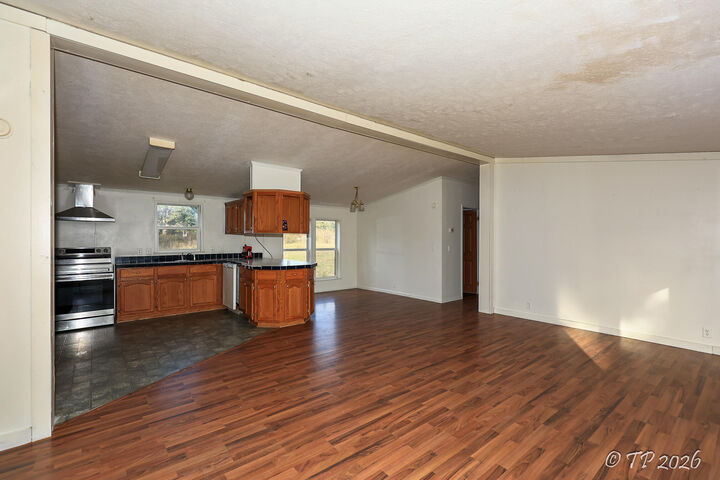 Property Photo:  3917 County Road 4420  MO 65775 