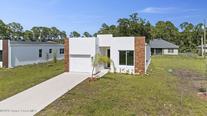 Property Photo:  3283 Slama Avenue SE  FL 32909 