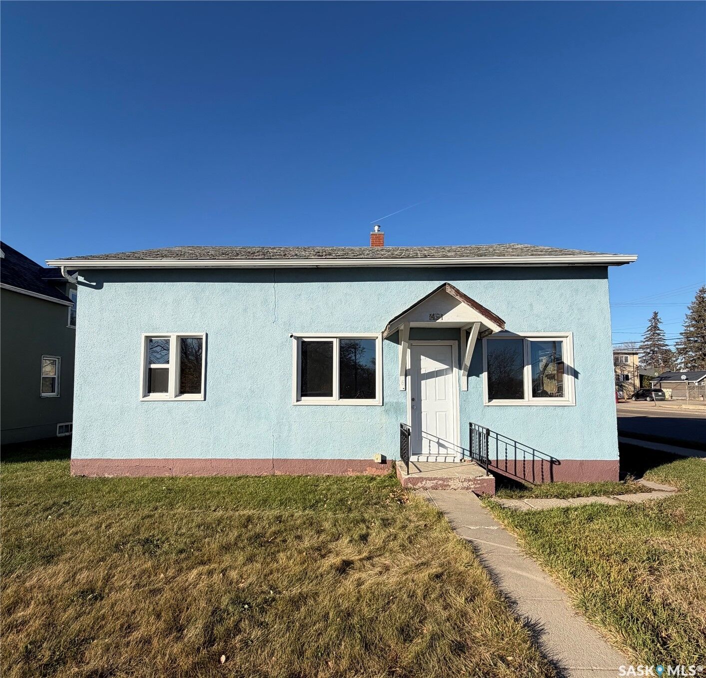Property Photo:  1491 101st Street  SK S9A 0W6 