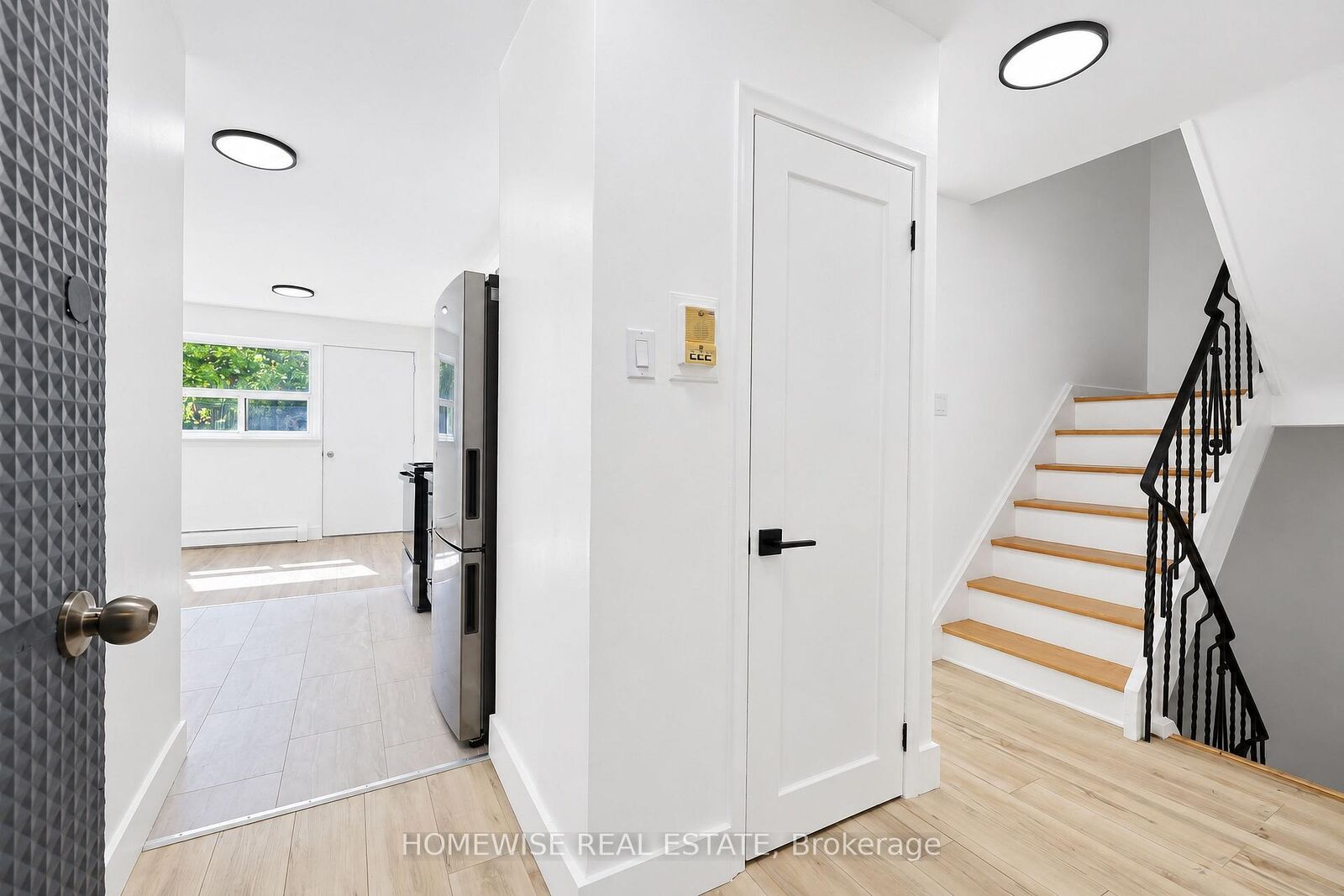 Property Photo:  35 Swordbill Drive 22  ON M9A 4V3 