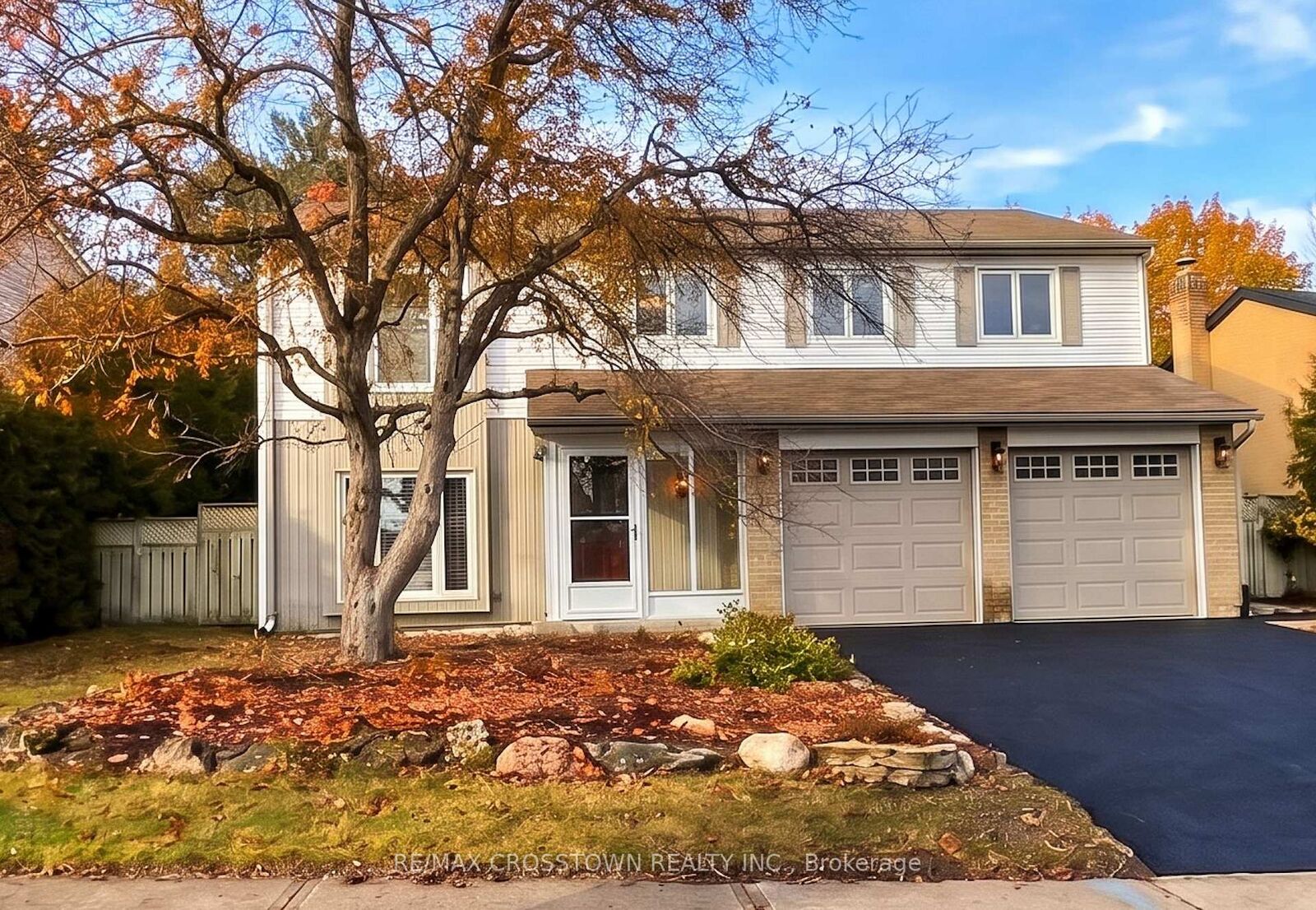 Property Photo: 59 Holland River Boulevard ON L9N 1C2
