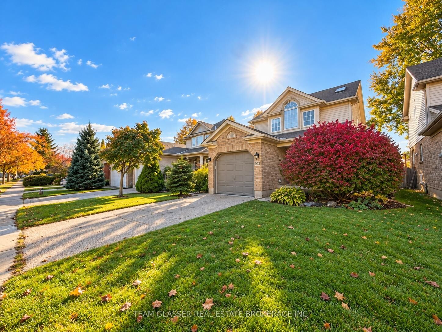 Property Photo: 103 Rossmore Court ON N6C 6B7