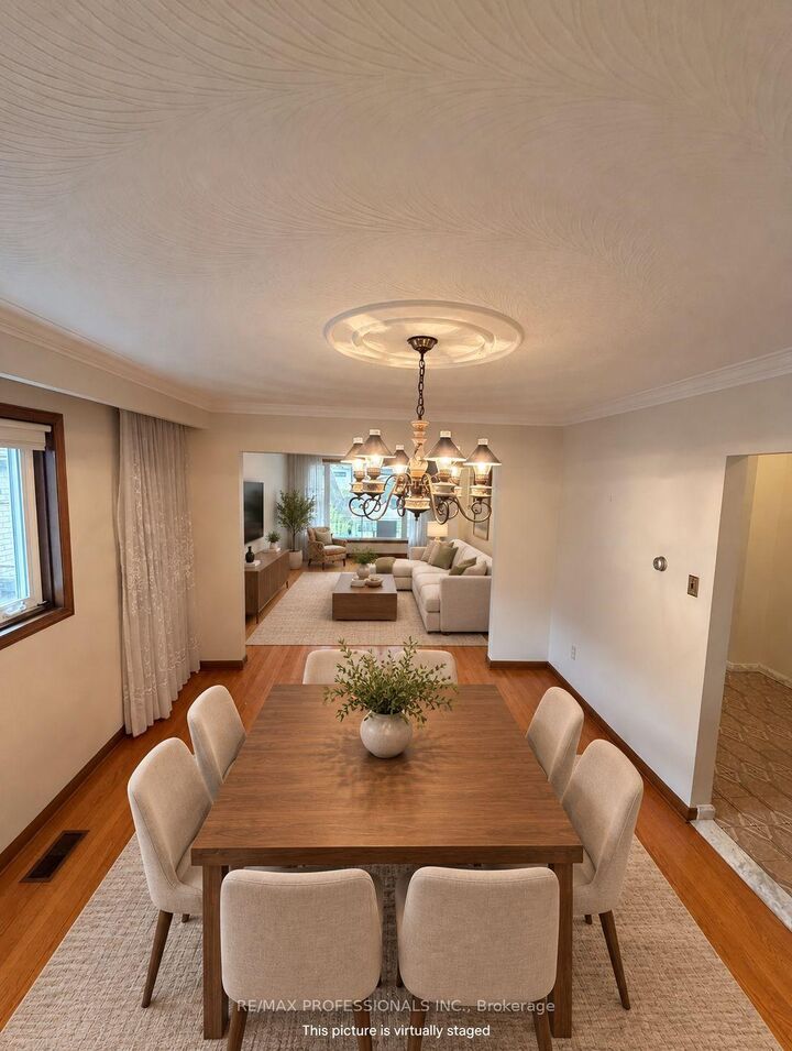 Property Photo:  78 Roxaline Street  ON M9P 2Z2 