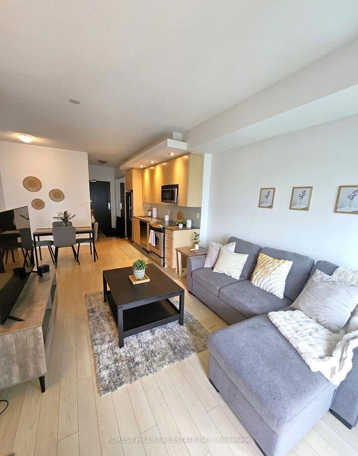 Property Photo:  165 Legion Road N 1334  ON M8Y 0B3 