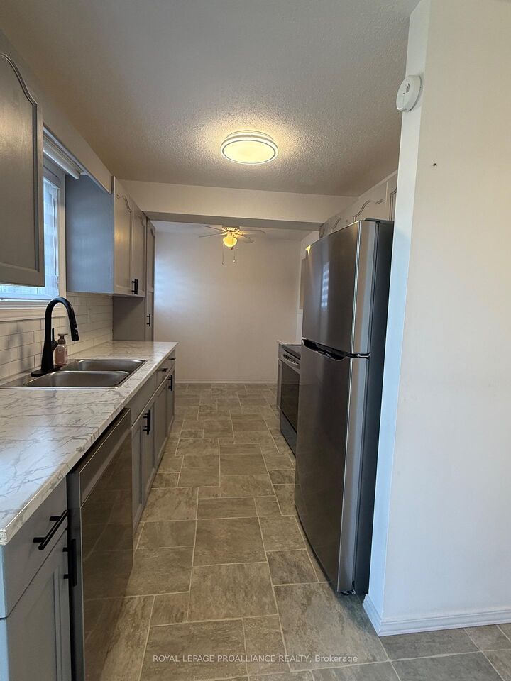 Property Photo:  73 Lywood Street Unit 14  ON K0K 1K0 