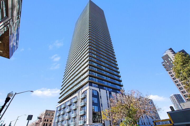 Property Photo:  30 Francis Street S 3813  ON N2G 0H1 