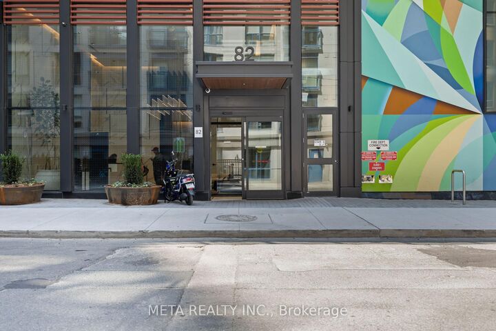 Property Photo:  82 Dalhousie Street 3915  ON M5B 0C5 