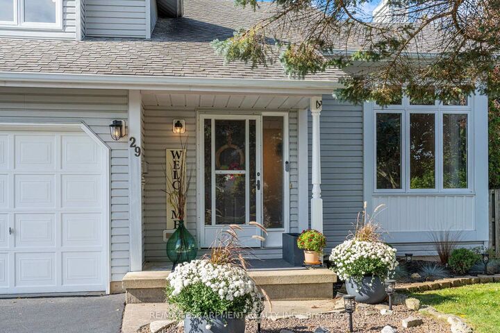 Property Photo:  29 Leslie Avenue  ON N0A 1N4 