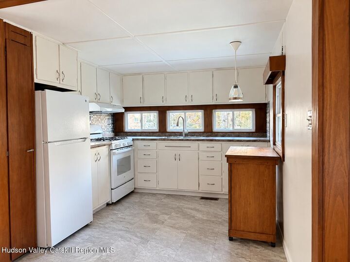 Property Photo:  115 Kelder  NY 12461 