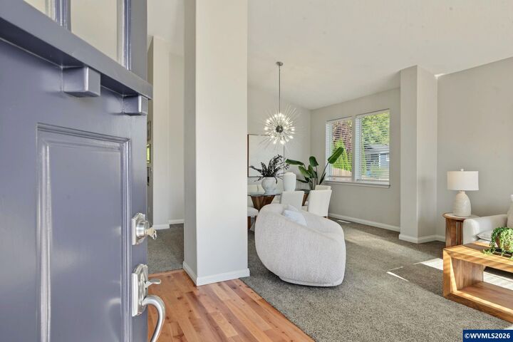 Property Photo: 2145 Banyonwood Av NW OR 97304